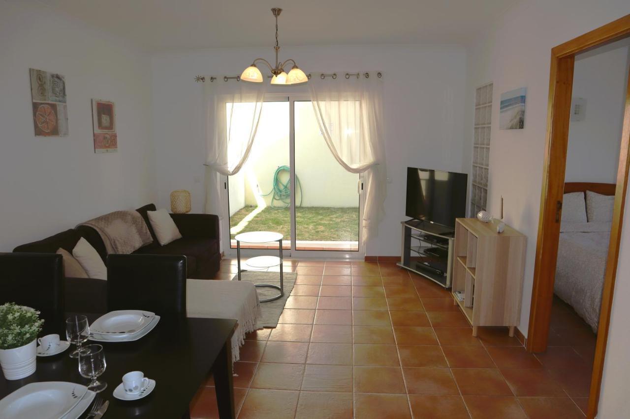 Apartamento Nathalie A 100M Da Praia Карвоейру Екстер'єр фото