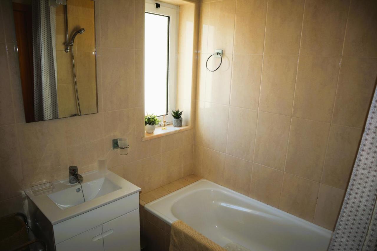 Apartamento Nathalie A 100M Da Praia Карвоейру Екстер'єр фото
